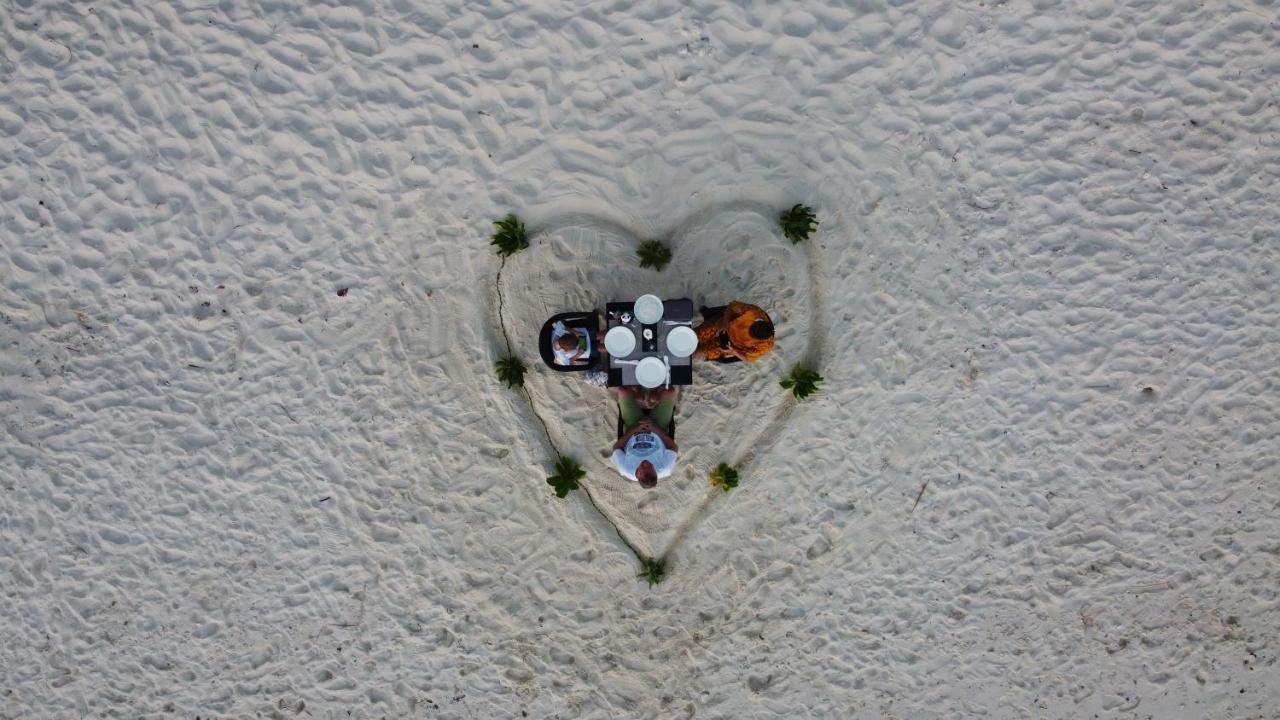 Ukulhas Villa Exterior photo