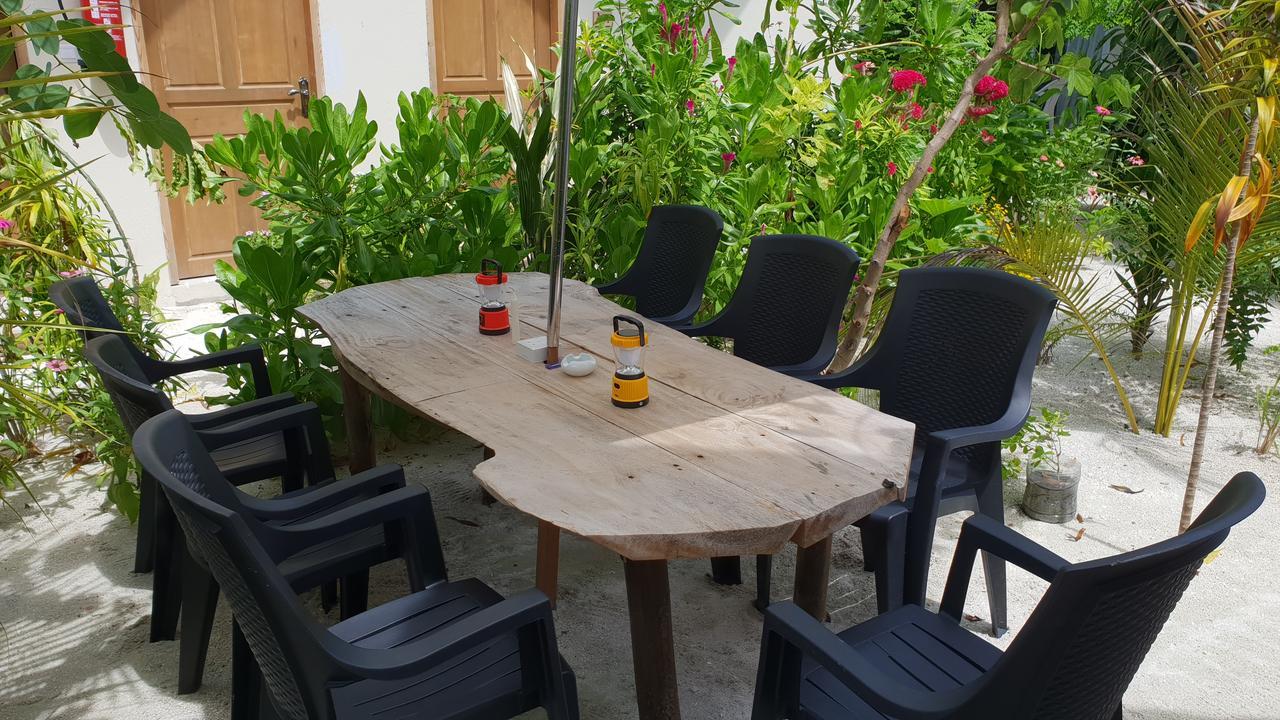 Ukulhas Villa Exterior photo